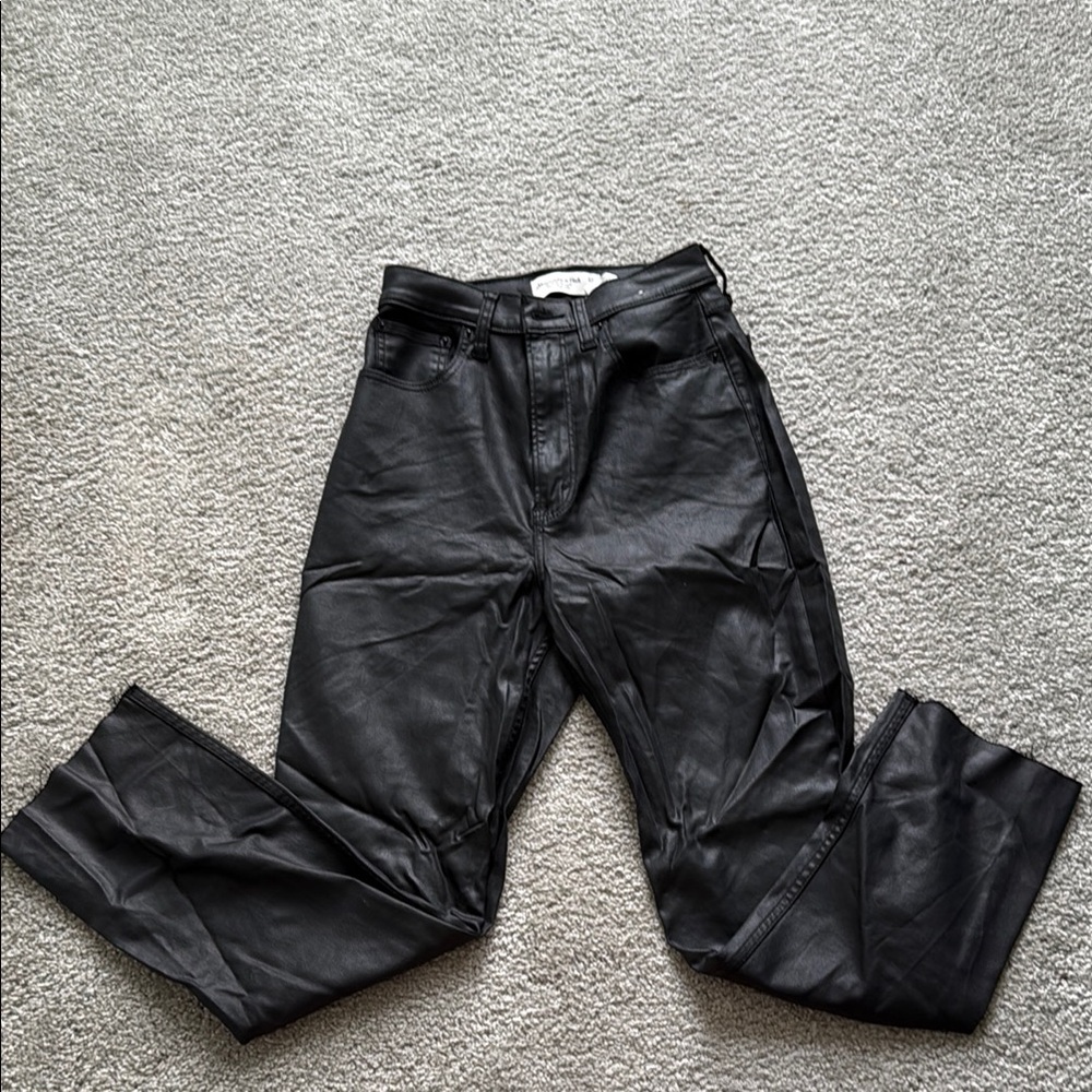 Abercrombie & Fitch leather look cropped ankle pant